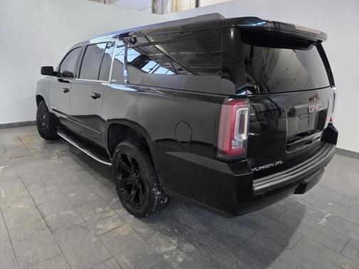 2018 GMC Yukon XL SLT