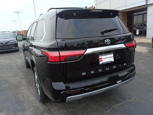 2025 Toyota Sequoia Base