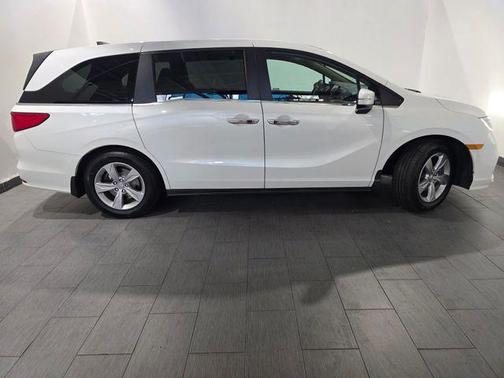 Platinum White Pearl 2020 Honda Odyssey EX