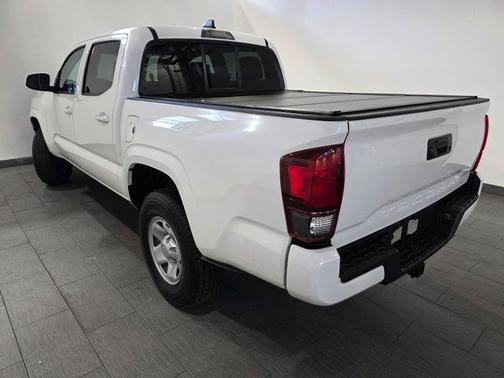 Ice Cap 2023 Toyota Tacoma SR