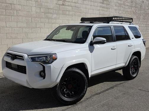 2024 Toyota 4Runner SR5 Premium