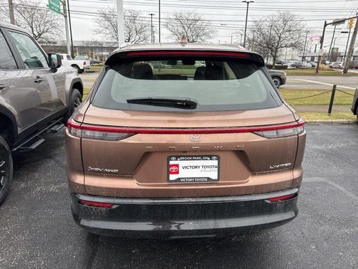 2025 Toyota Crown Signia Limited