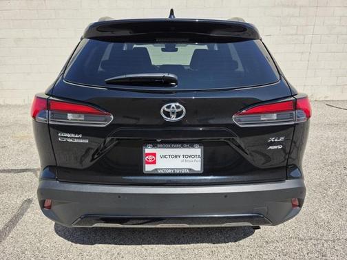 2022 Toyota Corolla Cross XLE