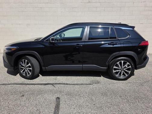 2022 Toyota Corolla Cross XLE