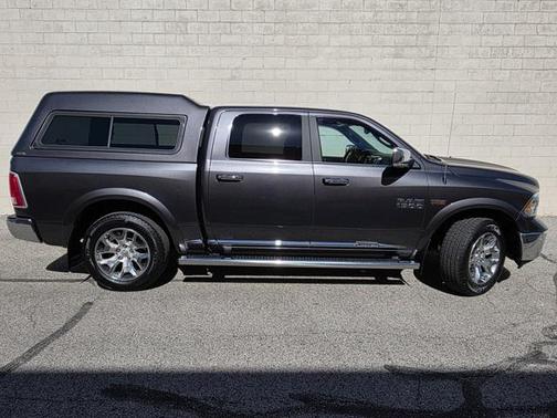2017 RAM 1500 Limited Crew Cab 4x4 5'7' Box