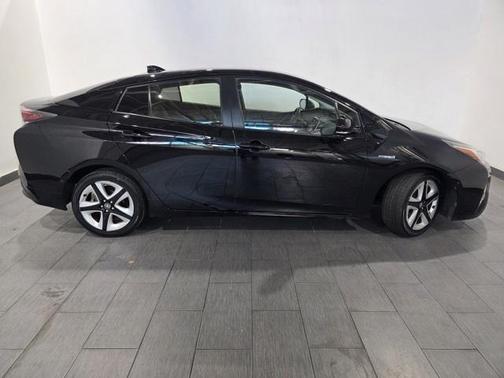2016 Toyota Prius Four Touring