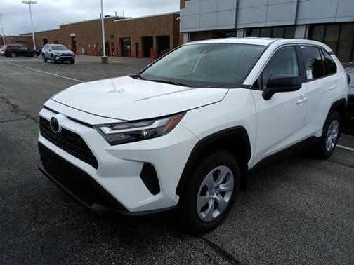 2025 Toyota RAV4 LE