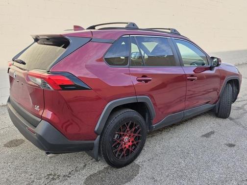 2019 Toyota RAV4 LE