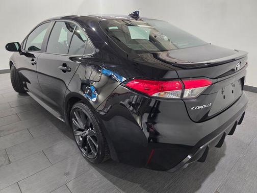 Midnight Black 2024 Toyota Corolla SE