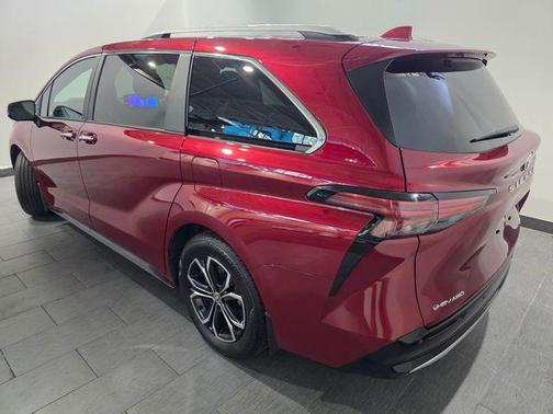 Ruby 2025 Toyota Sienna Platinum