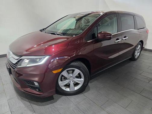 Deep Scarlet Pearl 2019 Honda Odyssey EX-L