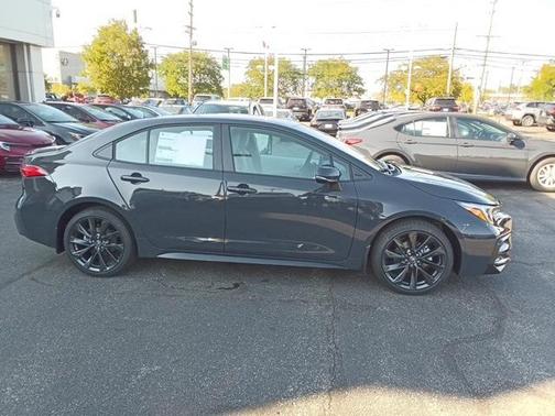 2025 Toyota Corolla SE