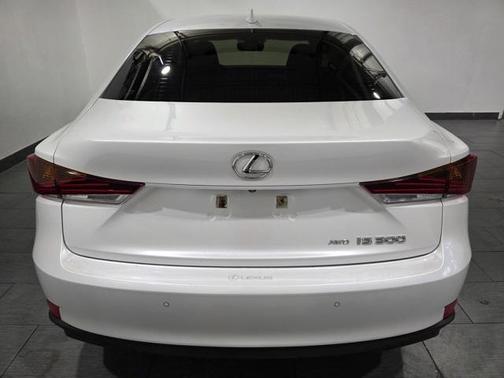 2017 Lexus IS 300 Base