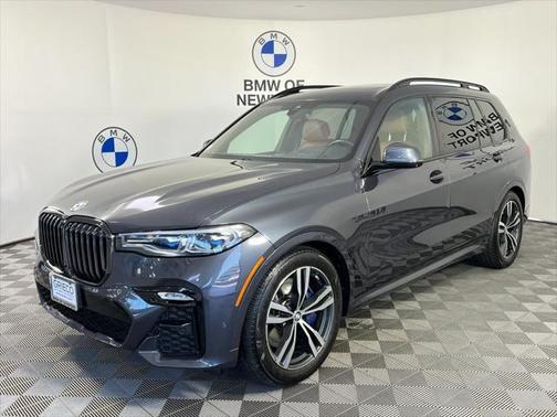 2022 BMW X7 M50i