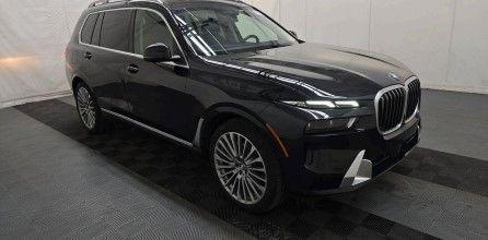 Black Sapphire Metallic 2023 BMW X7 xDrive40i