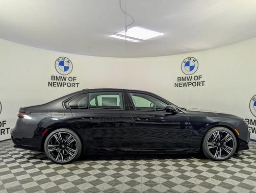 2025 BMW i7 xDrive60