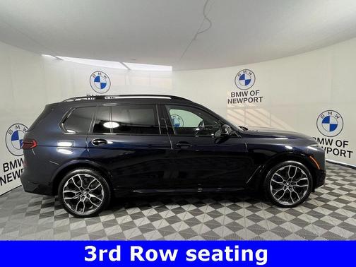 2025 BMW X7 M60i