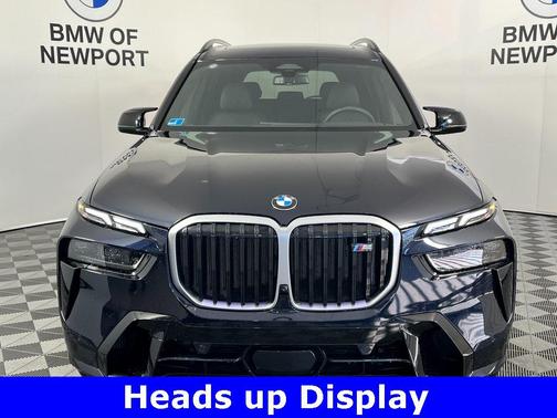 2025 BMW X7 M60i