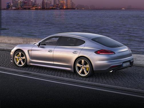 2015 Porsche Panamera Turbo