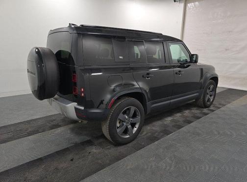 2024 Land Rover Defender S