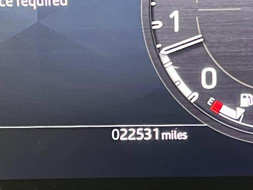 2024 Land Rover Defender S