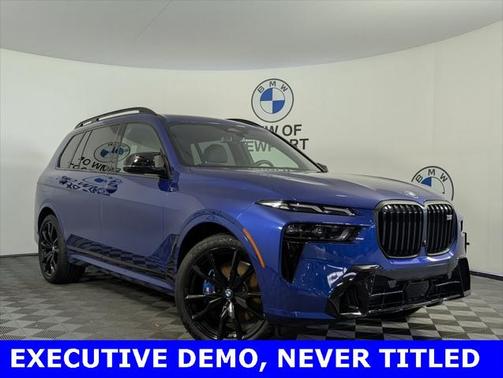 2025 BMW X7 M60i