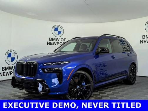 2025 BMW X7 M60i