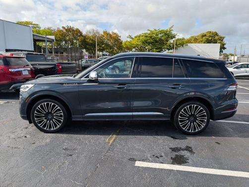 FLIGHT BLUE 2021 Lincoln Aviator Black Label AWD
