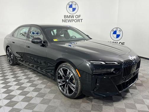 2025 BMW 740 740i xDrive