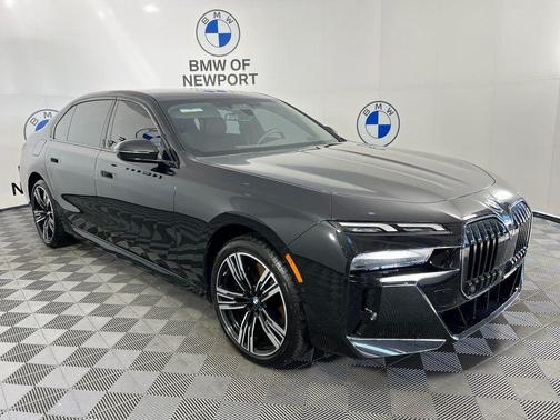 2025 BMW 740 740i xDrive