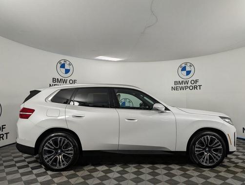 Mineral White Metallic 2026 BMW X3 30 xDrive
