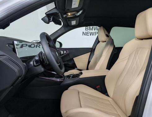 Mineral White Metallic 2026 BMW X3 30 xDrive