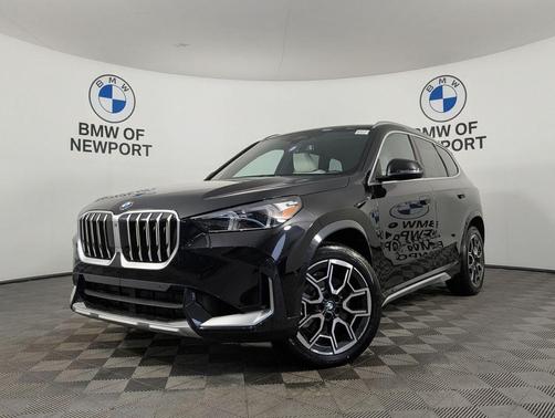 Black Sapphire Metallic 2026 BMW X1 xDrive28i