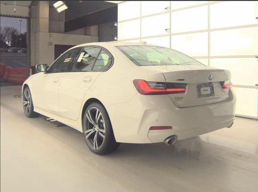 2023 BMW 330 330i xDrive