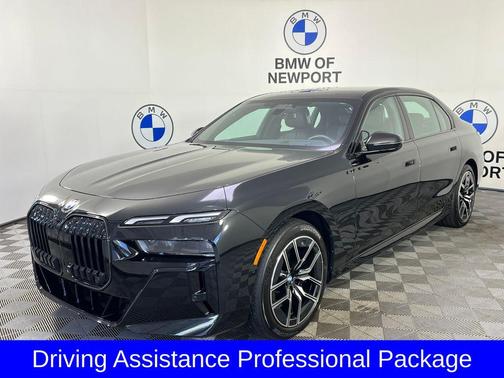 Black Sapphire Metallic 2025 BMW 740 740i xDrive