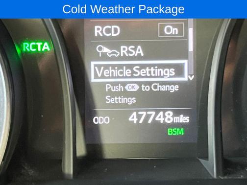 Ice Cap 2024 Toyota Camry SE