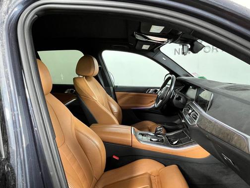 Arctic Gray Metallic 2019 BMW X5 xDrive40i