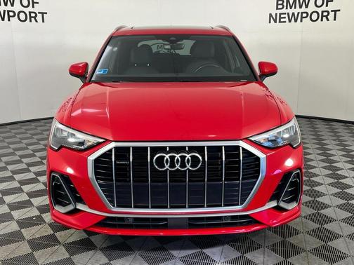2022 Audi Q3 Premium