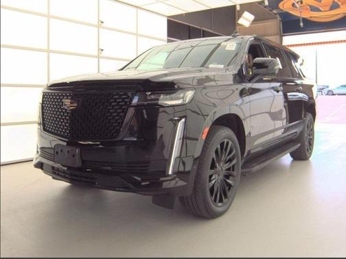 2022 Cadillac Escalade ESV Premium Luxury