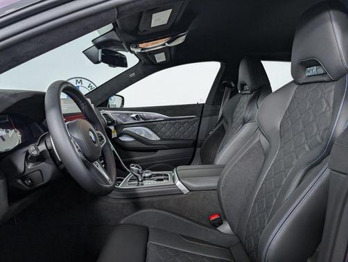 2026 BMW M850 i xDrive