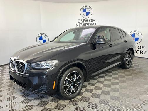 Black Sapphire Metallic 2024 BMW X4 xDrive30i