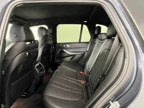 Arctic Gray Metallic 2021 BMW X5 xDrive40i