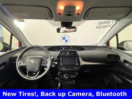 2020 Toyota Prius LE