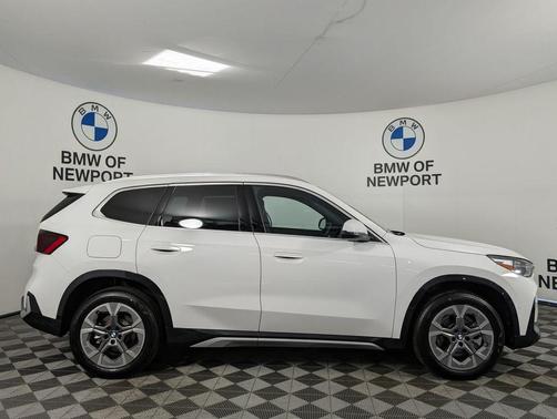 Alpine White 2026 BMW X1 xDrive28i