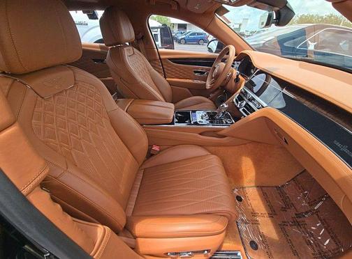 Beluga 2021 Bentley Flying Spur W12