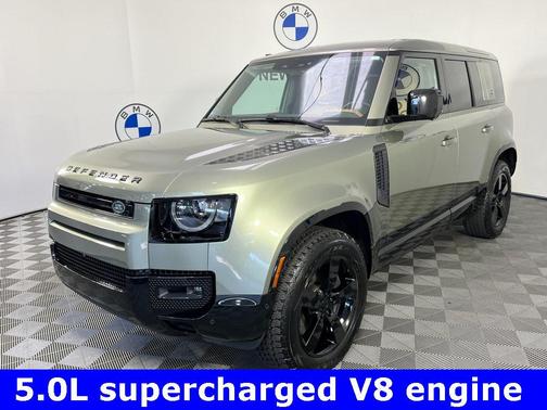 2024 Land Rover Defender SE