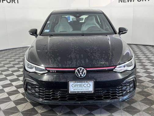 Mythos Black Metallic 2024 Volkswagen Golf GTI 1.4T TSI