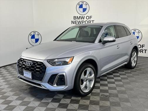 2024 Audi Q5 45 S line Premium