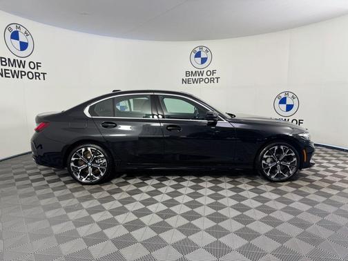 Black Sapphire Metallic 2026 BMW 330 i xDrive