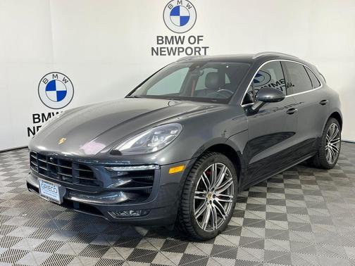 Volcano Grey Metallic 2018 Porsche Macan Macan GTS